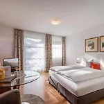 Kaiserhoam Guest house